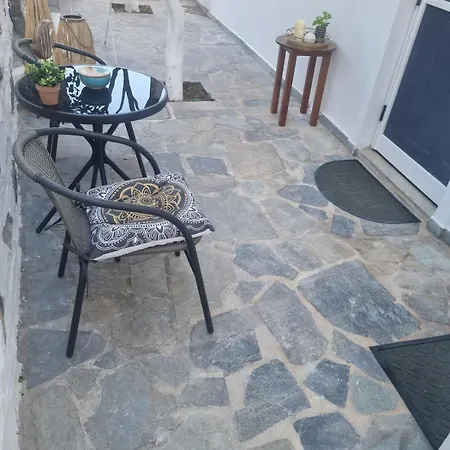 شقة Merovigli